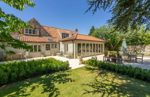 Brancaster House | The Little House 6