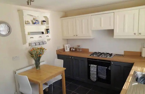 Louth House | The Little House Louth