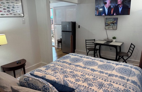 Morehead City House | The Little Lime. Close to everything. One mile to hospital.