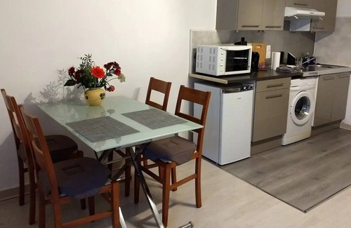 Montgaillard Apartment | The Little Nest