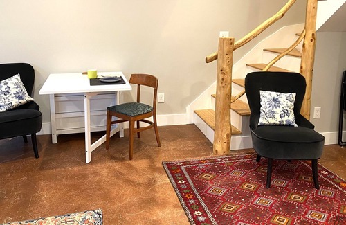 Cully Cottage | The Little Red Barn in the Big City!