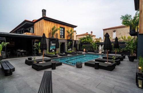 Hacımemis Hotel | The Local House Alaçatı