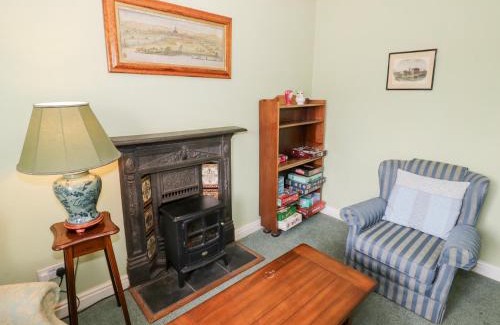 Gloucester House | The Lock House