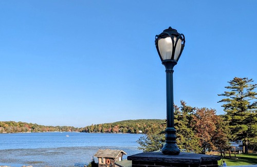 Lake Harmony House | The Lodge Luxury Resort At Lake Harmony