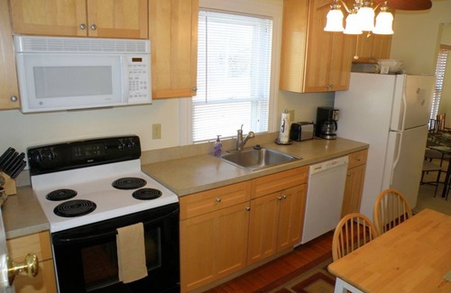 Rock Hall Apartment | The Lodge on Main Street, a Victorian Apartment, walk to everything!