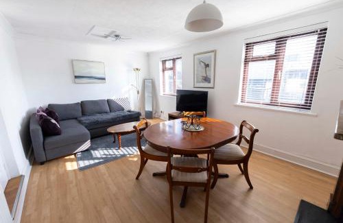 Shoreham-by-Sea Apartment | The Loft Apartment