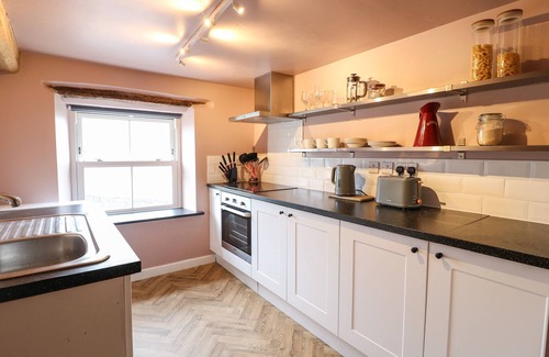Newton Grange Cottage | THE LOFT AT THE OLD DOG THORPE, pet friendly in Thorpe