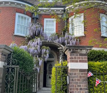 Kensal Green House | The Loft