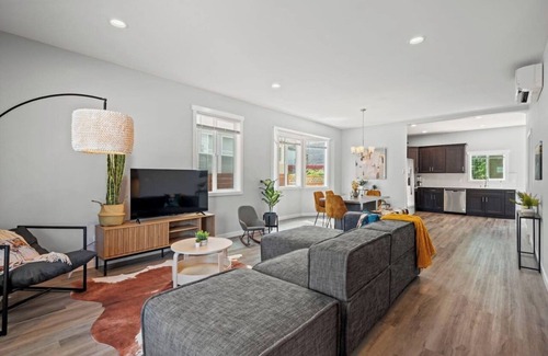 New Tacoma Apartment | The Loft – Historic Charm Meets Modern Comfort in North Tacoma
