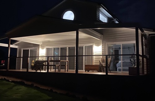 Rivoli Bay House | The Loft is everything you want for a luxury time away walking distance to beach