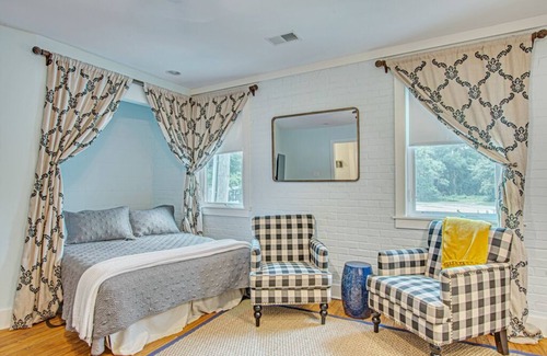 Summerville Historic District Apartment | The Loft located in Downtown Summerville