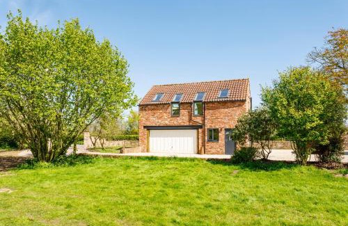 Ripon Apartment | The Loft - Rural setting with parking