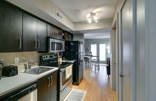 Clarksville Condo | The Lofts of Downtown (540 N 2nd St, #106)