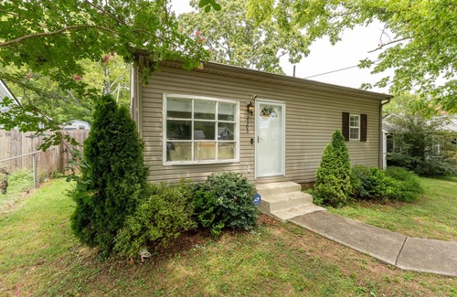 Woodbine House | The Logan Lodge - Sunny Cottage in Great Location