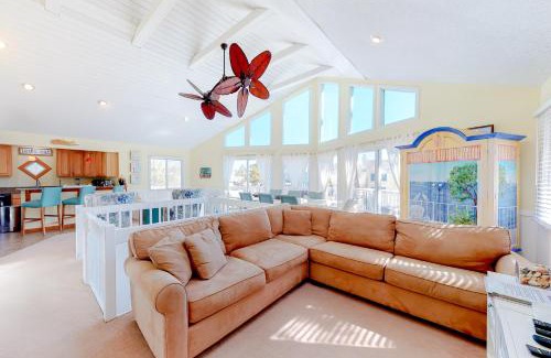 Corolla Light House | The Long Islander CL11