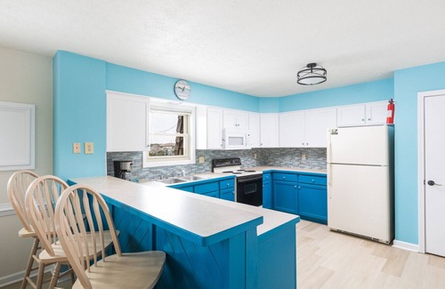 Kill Devil Hills Condo | The Lookout @ Golden Strand in the heart of OBX