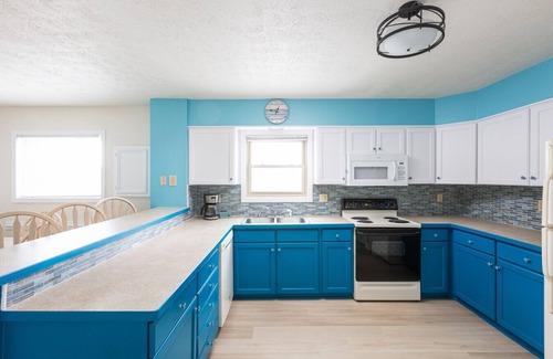 Kill Devil Hills Condo | The Lookout @ Golden Strand in the heart of OBX