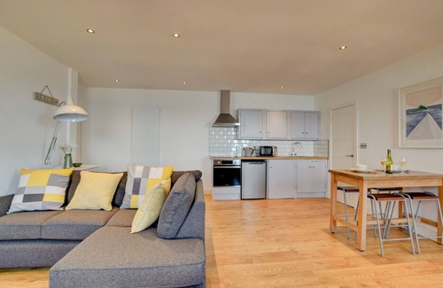 Sennen Cove Apartment | The Lookout - Sennen Cove