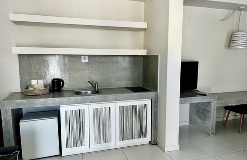 Varia Apartment | The Loriet