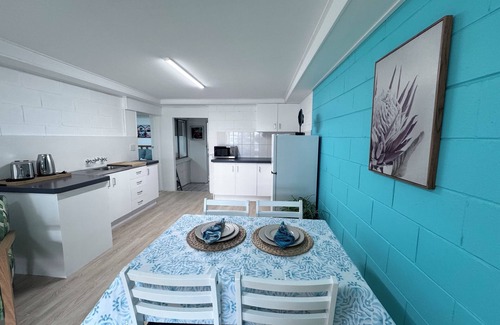 Bongaree Apartment | The Love Shack on Queen St Bongaree
