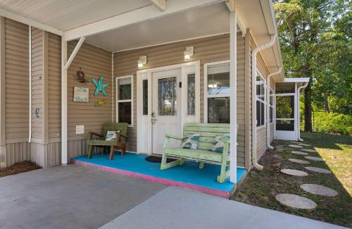 Upper Grand Lagoon House | The Love Shack (2/2)