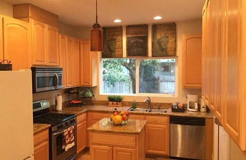Tower District House | The Lovely Tower Bungalow - Tower District of Fresno, CA