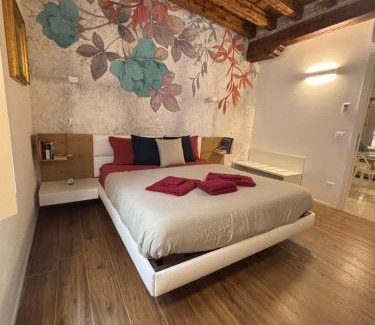 San Polo Apartment | THE LOVERS