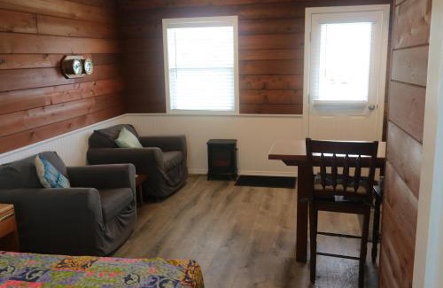 Copalis Beach Hotel | The Lowtide Motel