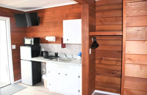 Copalis Beach Hotel | The Lowtide Motel