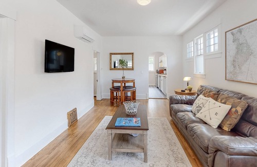 Trinidad House | The Lucy and Daisy Bungalows | Property in Trinidad