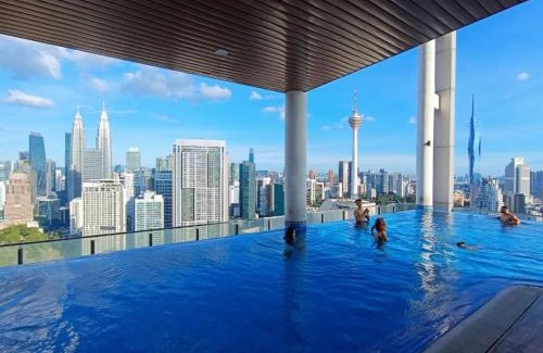 Kuala Lumpur City Centre Apartment | The Luxe & Colony Infinitum KLCC by CoupleStay