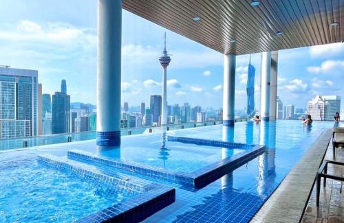 Kuala Lumpur City Centre Apartment | The Luxe & Colony Infinitum KLCC by CoupleStay