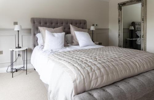 North Ferriby Villa | The Luxury House