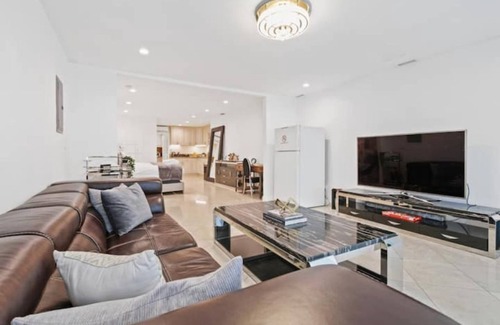 Hacienda Heights Apartment | The Luxury ZenScape Retreat Private Suite