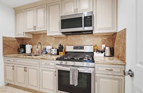 Hacienda Heights Apartment | The Luxury ZenScape Retreat Private Suite