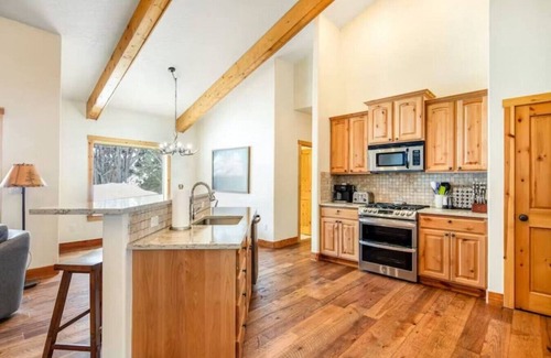 McCall Apartment | The Majestic