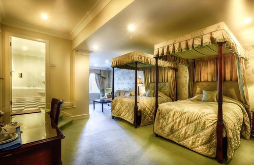 Elgin Hotel | The Mansion House Hotel