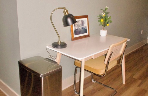 Elizabethtown House | The Maple Den