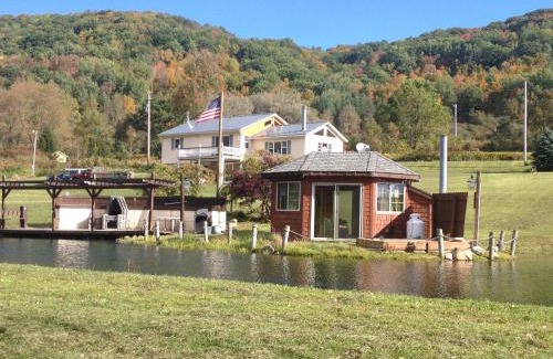 Ellicottville House | The Maples - Hot tub! Amazing views, pets welcomed