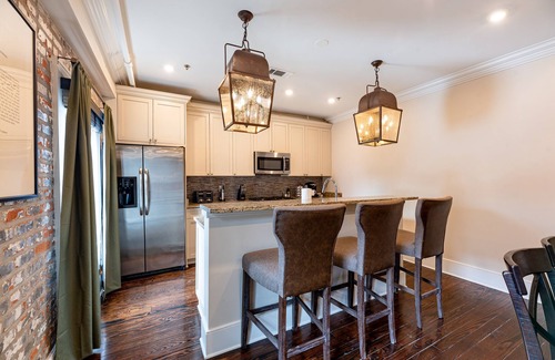 French Quarter Apartment | The Marcell - 2B/2B Top Floor, FQ Apt. 60 Day Min. Rental