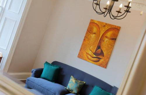 Marchmont Apartment | The Marchmont Residence