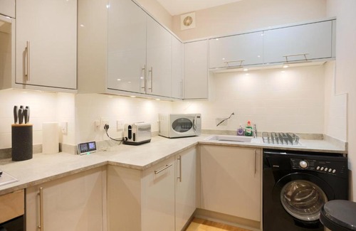 Marchmont Apartment | The Marchmont Residence