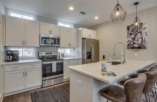 Historic Waverly House | The Marigold by Stay Local Nashville