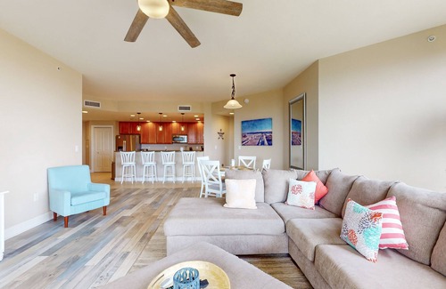 Cape Harbour Condo | The Marina at Cape Harbour, Screened Patio, Two Pools, Gym & Tennis