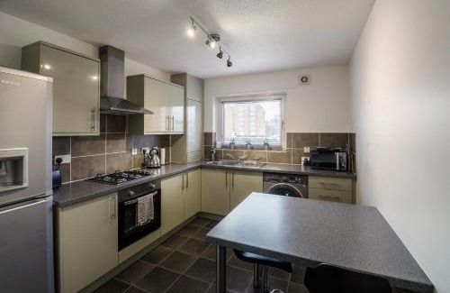 Ayr Apartment | The Mariners