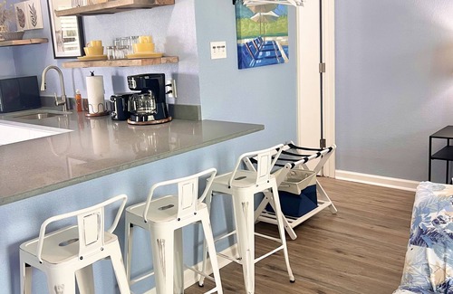 Surfside Beach Apartment | The Mark at Surfside, Apt. 10