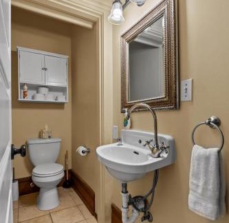 Lafayette Square House | The Marquis Manor | JZ Vacation Rentals