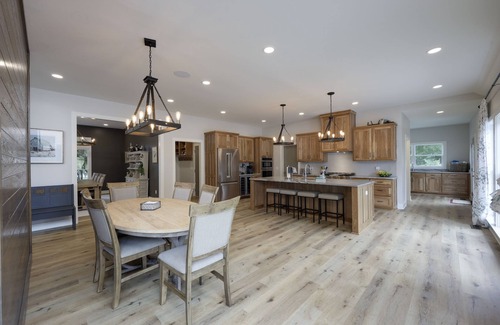 Lebanon House | The Martin House at Passerine Hills—Luxury Family Time, Retreats, & Weddings