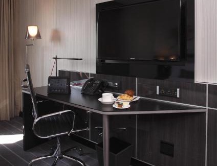 Sandown Hotel | The Maslow Hotel, Sandton