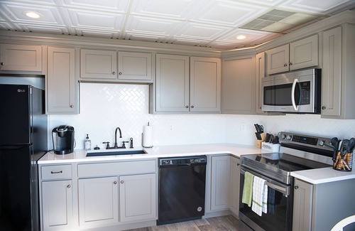 Cleveland Apartment | The Masterson Tower located off I-75